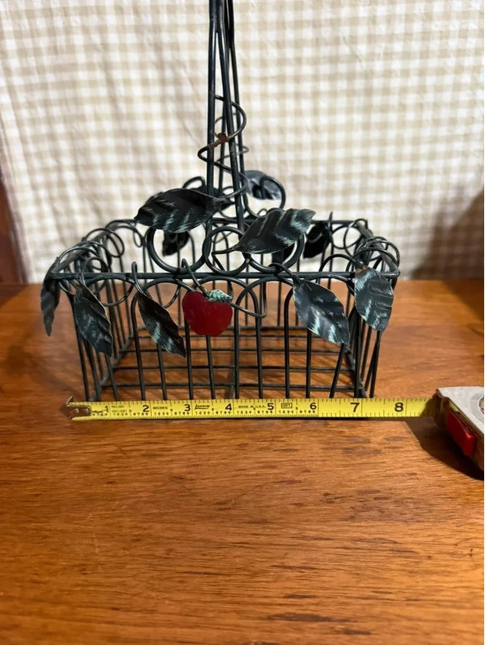 Vintage Homco Metal Wire Basket with Apple Accents, Handle, & Leaves